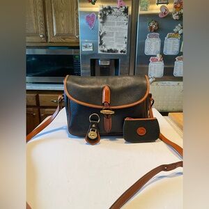 Vintage DB All Weather Duck Leather Black Crossbody & Accessories